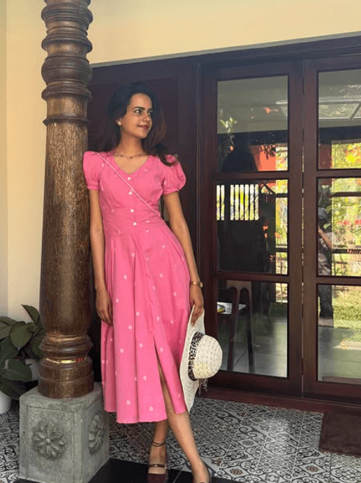 lovely pink dress view 4